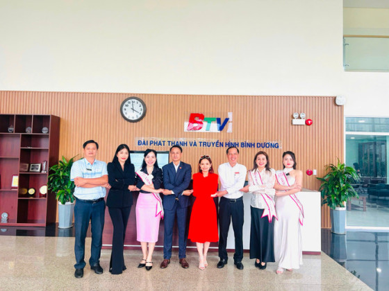 Hoa hậu, Nữ hoàng Thẩm mỹ Việt Nam 2024 đến thăm và làm việc với Đài Phát Thanh và Truyền hình Bình Dương