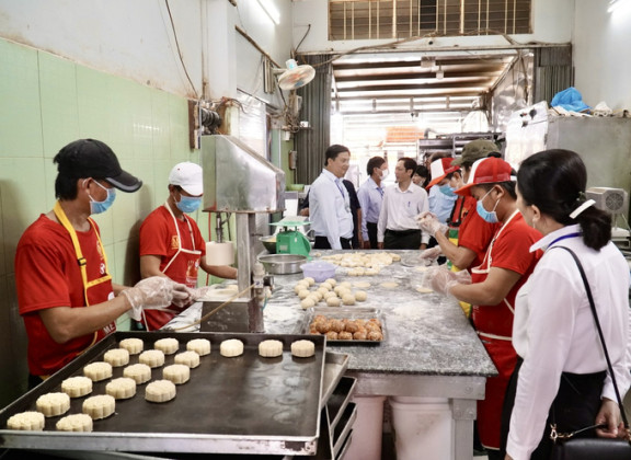 Cà Mau: Đảm bảo an toàn thực phẩm Tết Trung thu