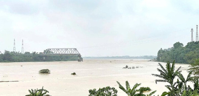 Khắc phục sự cố sập cầu Phong Châu và ứng phó, khắc phục hậu quả mưa lũ tại các tỉnh miền núi, trung du Bắc Bộ