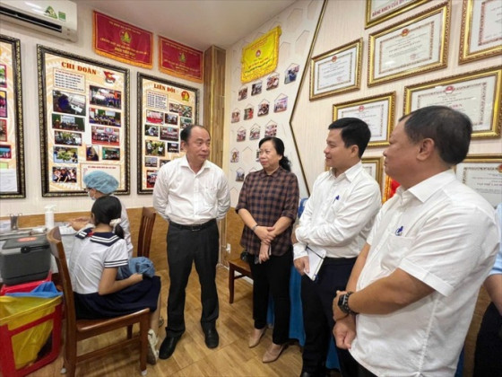 TP. HCM tổ chức 3 đoàn kiểm tra công tác tiêm vaccine phòng chống dịch sởi và khám sức khỏe người cao tuổi