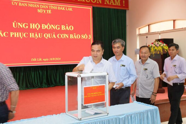 Công đoàn ngành y tế tỉnh Đắk Lắk ủng hộ hơn 1 tỷ đồng hỗ trợ đồng bào bị thiệt hại do bão số 3