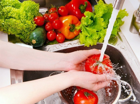 Lâm Đồng: Tăng cường công tác bảo đảm an toàn thực phẩm, phòng, chống ngộ độc thực phẩm trong mùa bão, lụt