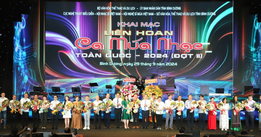 Lễ khai mạc "Liên hoan ca múa nhạc toàn quốc năm 2024 - đợt 2" tại Bình Dương