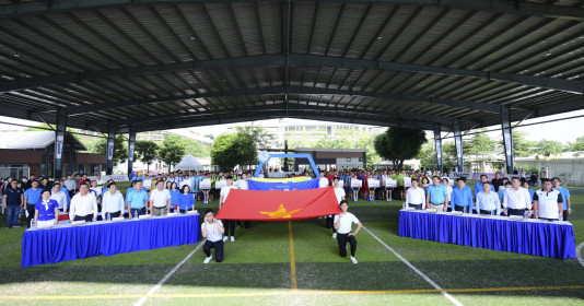Bình Dương: Lễ khai mạc vòng loại khu vực 3 giải bóng đá công nhân, viên chức Việt Nam 2024