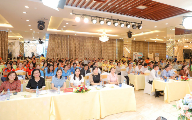Tọa đàm “Giải pháp nâng cao hiệu quả cuộc vận động người Việt Nam ưu tiên dùng hàng Việt Nam” năm 2024