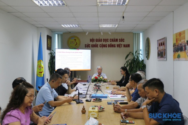 Tọa đàm "Giáo dục sức khỏe cộng đồng Việt Nam" của VACHE đã thu hút hàng nghìn lượt xem