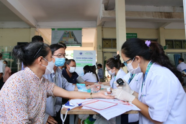 Bệnh viện Trường Đại học Tây Nguyên khám sàng lọc bệnh phổi tắc nghẽn mãn tính, hen phế quản miễn phí