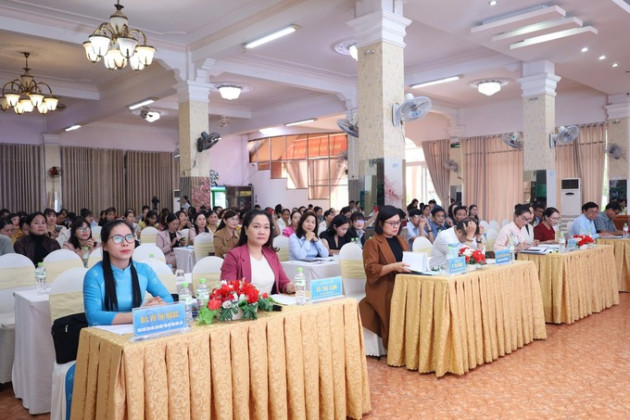 Đắk Lắk: Hỗ trợ phụ nữ dân tộc thiểu số sinh đẻ an toàn và chăm sóc sức khoẻ trẻ em vùng đồng bào dân tộc thiểu số