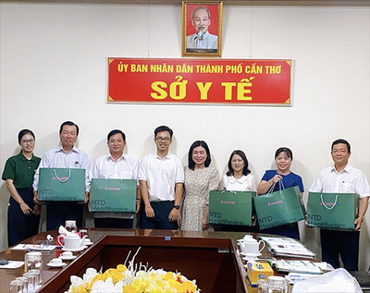 Cần Thơ: Tiếp nhận 5 hệ thống hỗ trợ tầm soát ung thư cổ tử cung CerviCARE AI