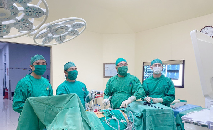 Đột nhiên đi tiểu ra máu, người đàn ông 59 tuổi phát hiện bị bướu thận