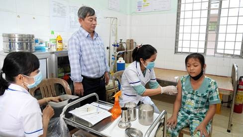 Tiền Giang tăng cường giám sát chiến dịch tiêm chủng sởi tại huyện Gò Công Tây