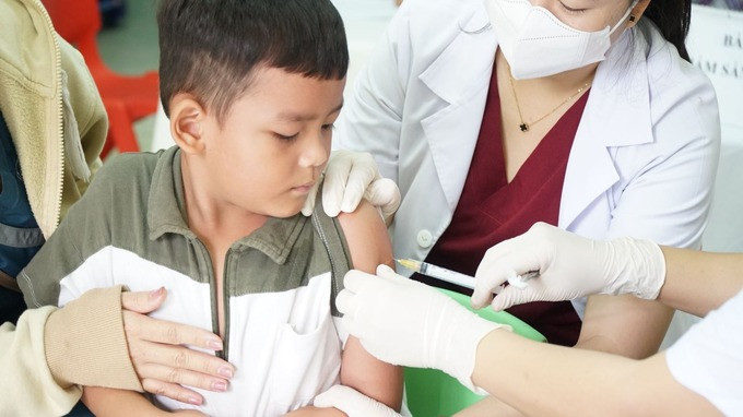 Đắk Lắk: Triển khai tiêm vắc xin uốn ván – bạch hầu cho trẻ