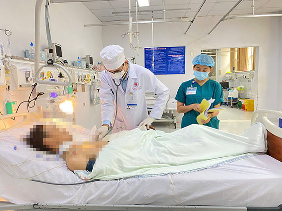 Cần Thơ: Nối thành công cánh tay đứt lìa do tai nạn lao động