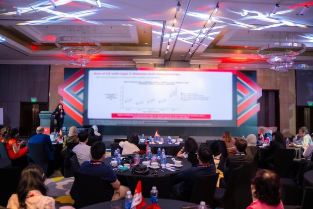 Hội nghị khoa học quốc tế lần đầu tiên về dự phòng zona ở người lớn được tổ chức tại Việt Nam