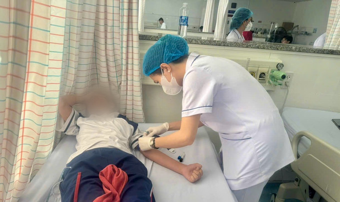 Vũng Tàu: Hàng chục người nhập viện nghi ngộ độc bánh mì