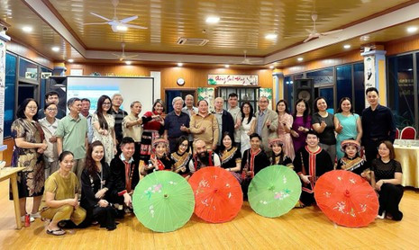 Chuyến trải nghiệm ý nghĩa tại khu du lịch Ao Vua của Văn phòng đại diện và Trung ương Hội VACHE