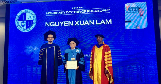 Bác sĩ Nguyễn Xuân Lam nhận bằng Tiến sĩ danh dự tại CHLB Đức
