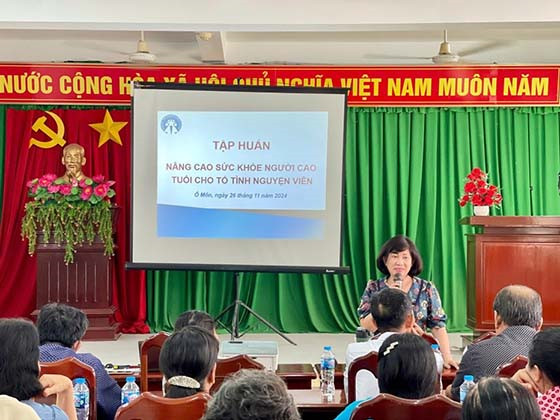 Cần Thơ: Tập huấn nâng cao sức khỏe người cao tuổi tại quận Ô Môn