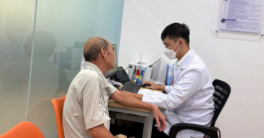 Đảm bảo an toàn tiêm chủng, FPT Long Châu mạnh tay đầu tư vào công nghệ thông minh trong vận hành tiêm chủng