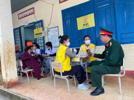 Krông Bông – Đắk Lắk: Khám bệnh và cấp phát thuốc miễn phí cho người dân xã Cư Pui