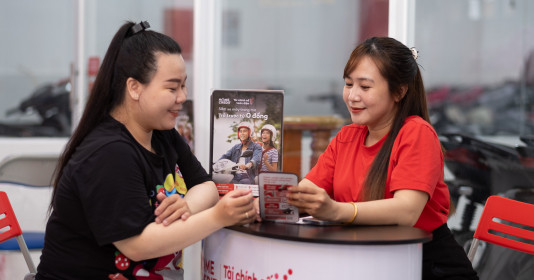 Người tiêu dùng lạc quan hơn về Tết 2025 nhưng vẫn lo lắng về chi tiêu