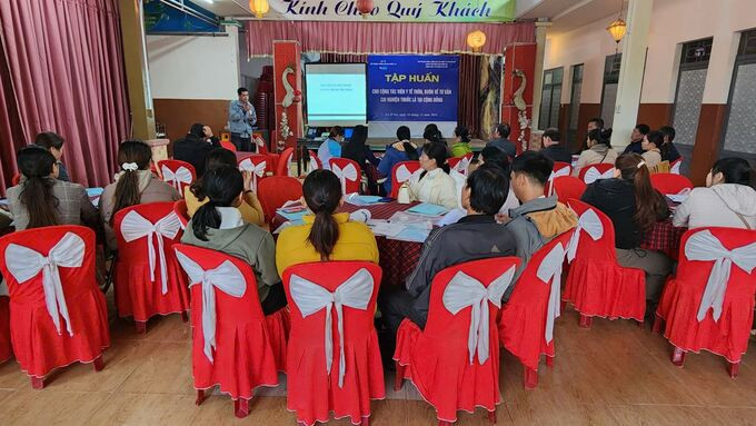 Đắk Lắk: Tập huấn cho cộng tác viên y tế thôn, buôn về tư vấn cai nghiện thuốc lá tại cộng đồng