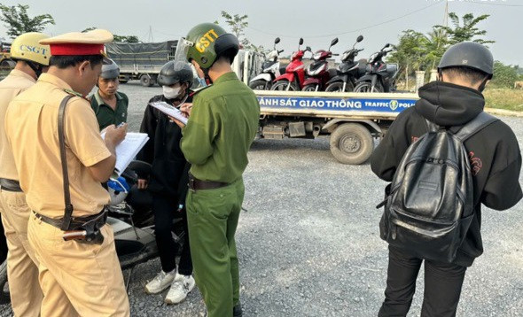 Long An: Tăng cường tuyên truyền không giao xe cho người không đủ điều kiện điều khiển