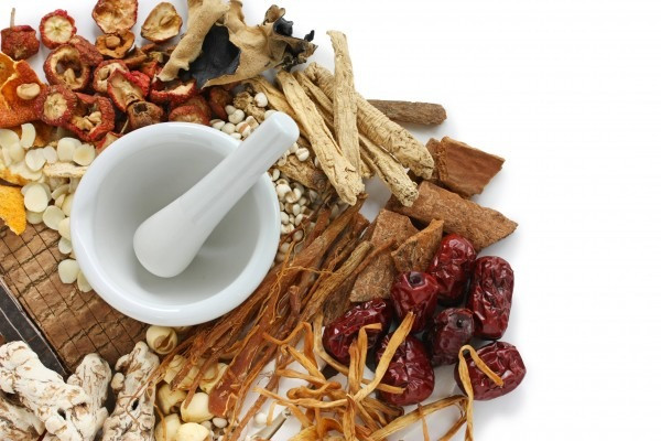 Triển khai phát triển nền y học cổ truyền Việt Nam và Hội Đông y Việt Nam trong giai đoạn mới trên địa bàn tỉnh Quảng Ngãi