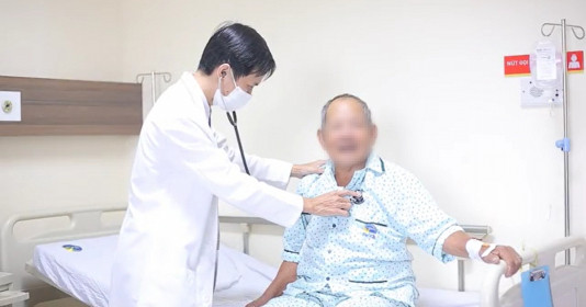 Cứu thành công cụ ông 84 tuổi đột quỵ khi đang ăn cơm
