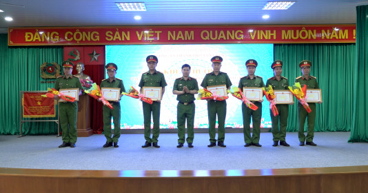 Bình Dương: Công an TP.Tân Uyên tổng kết năm 2024, quyết tâm bảo đảm an ninh trật tự năm 2025