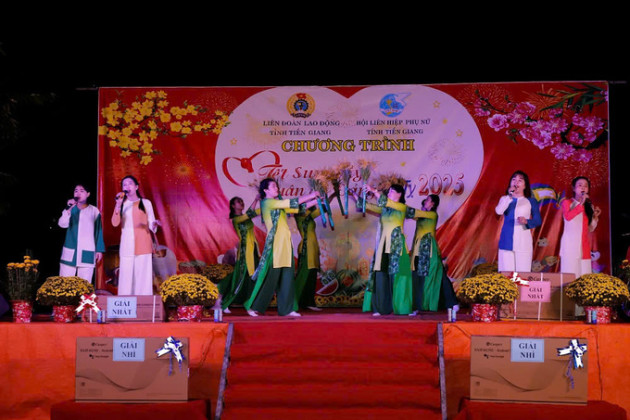 Tiền Giang: Tết sum vầy - Xuân ơn Đảng tại khu công nghiệp Trung An