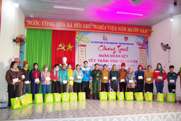 Quảng Nam: Thực hiện chương trình “Xuân đoàn kết - Tết thắm tình quân dân”