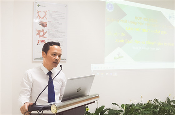 Cần Thơ: Họp hội đồng quản lý chất lượng bệnh viện với chuyên đề: “Xanh - Sạch - Đẹp và chuyển giao kỹ thuật”