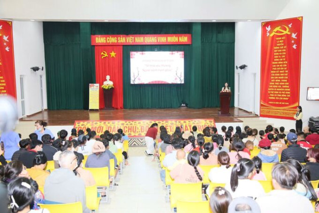 Bệnh viện Đa khoa vùng Tây Nguyên tổ chức chương trình “Tết trao yêu thương – Người bệnh hạnh phúc” cho bệnh nhân và người nhà bệnh nhân