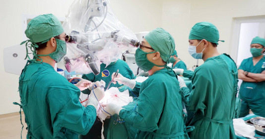 Cơn đau đầu "chưa từng có" suýt lấy mạng người phụ nữ 47 tuổi