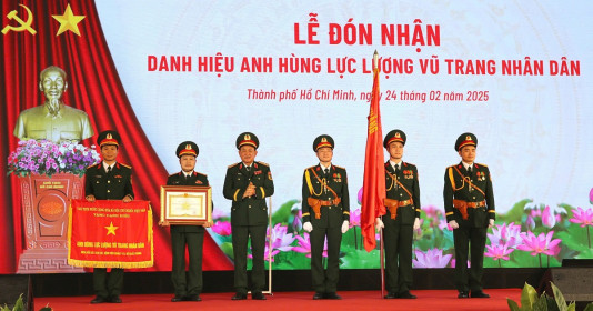 Bệnh viện Quân y 175 lần thứ hai đón nhận danh hiệu cao quý – Tôn vinh những cống hiến trong đại dịch COVID-19