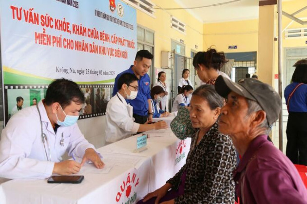 Đắk Lắk: Khám chữa bệnh miễn phí cho bà con xã vùng biên giới Krông Na