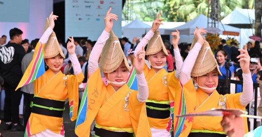 Lễ hội Việt – Nhật lần thứ 10 tại TP.HCM với chủ đề “Cùng nắm chặt tay nhau – Đến tận mai sau”