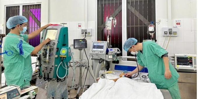 TP. Huế: Cứu sống bé gái 7 tuổi bị viêm cơ tim cấp, sốc tim nặng