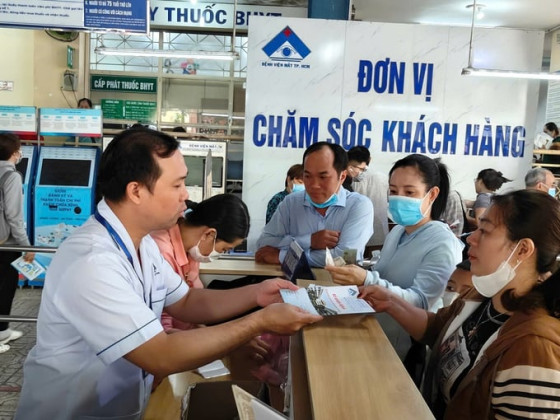 Những người lặng thầm gieo hy vọng trong bệnh viện