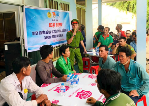 Long An: Xây dựng xã biên giới không ma túy
