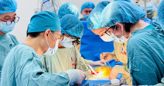 Hai cuộc đời được tiếp nối từ 2 quả thận của chàng trai người nùng hiến tặng