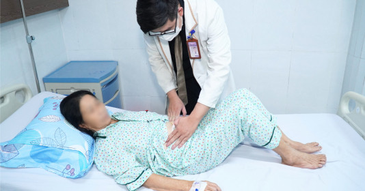 Người phụ nữ 78 tuổi “giải thoát” sau gần 20 năm chịu đựng sa sinh dục