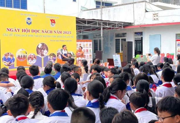 Gia Lai" Hơn 300 học sinh Pleiku tham gia ngày hội đọc sách,