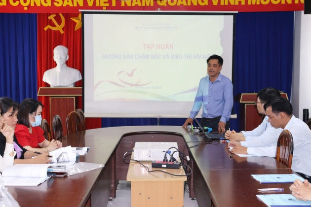 Tây Ninh: Tổ chức tập huấn nâng cao năng lực chăm sóc và điều trị HIV/AIDS năm 2025