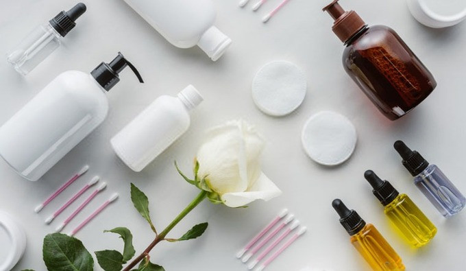 Tăng cường công tác quản lý mỹ phẩm