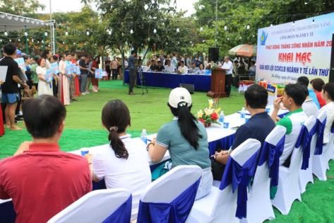 Sôi nổi giải bơi lội ngành y tế Đà Nẵng lần thứ I năm 2025