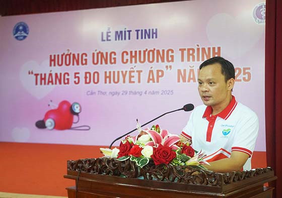 Cần Thơ tổ chức mít tinh hưởng ứng chương trình “Tháng 5 đo huyết áp” năm 2025