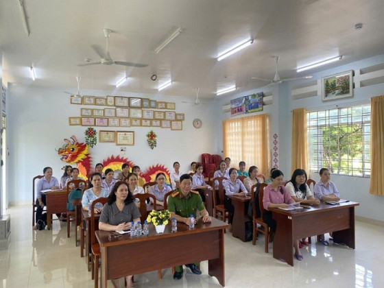 Đồng Tháp: Trạm y tế phường Mỹ Phú tuyên truyền bảo đảm an toàn thực phẩm tại bếp ăn tập thể