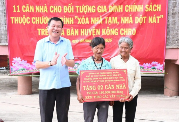 Gia Lai: Chung tay xóa nhà tạm, nhà dột nát tại huyện Kông Chro